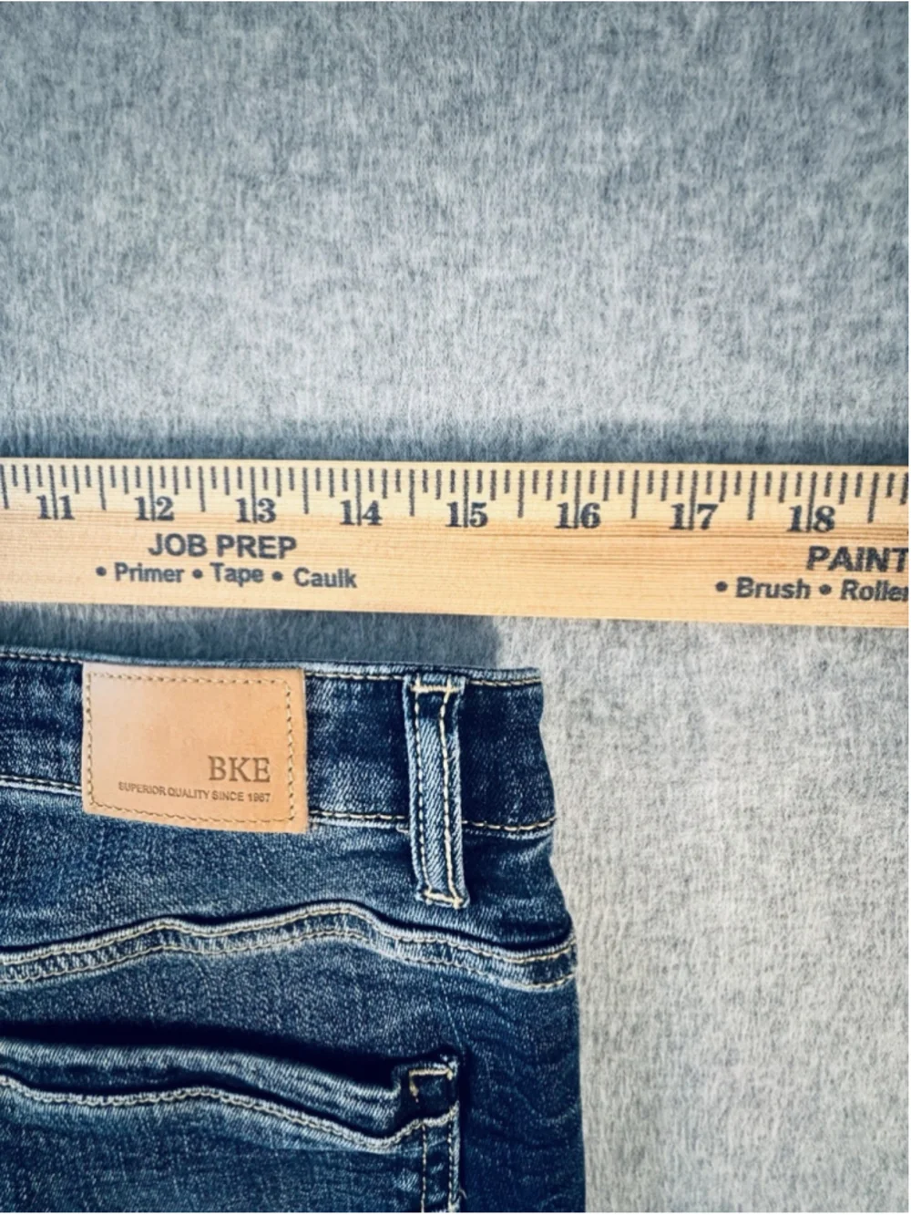 BKE Denim Womens 29 Bermuda Jean Shorts Medium Wash Stretch Long Jorts Buckle